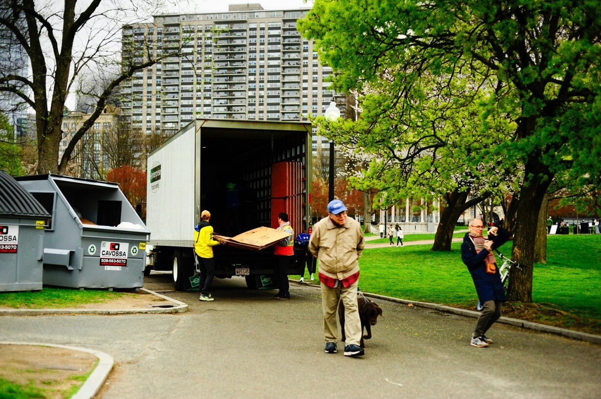 Professional-junk-removal-service company